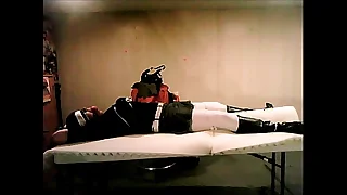 StephSpunk confined in Self-Bondage for tolerate webcam